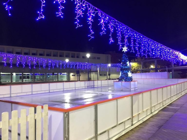 Abre la pista de hielo de Tres Cantos que este año será cubierta