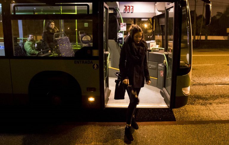 «Paradas a demanda» llega a las líneas de transporte Nocturnas de Tres Cantos «Paradas a demanda» llega a las líneas de transporte Nocturnas de Tres Cantos