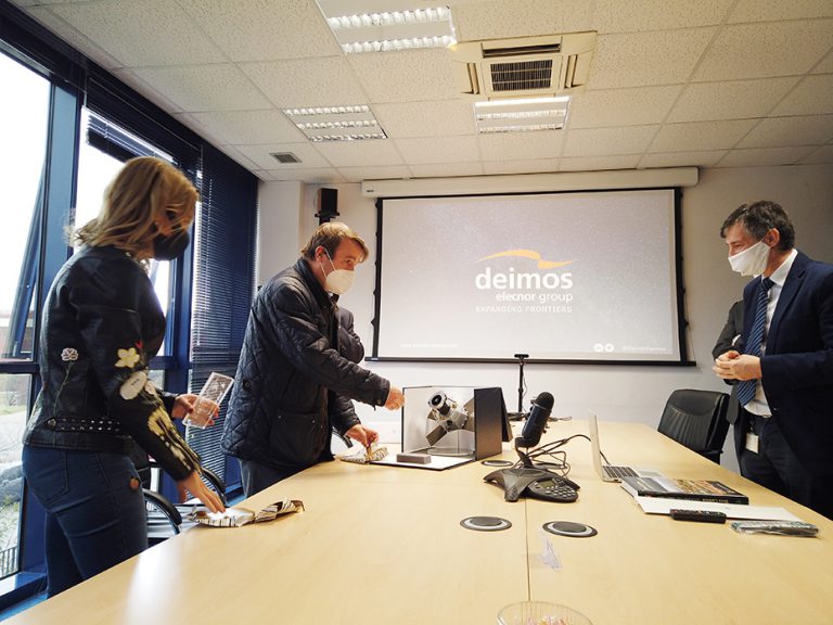 Elecnor Deimos y el Ayuntamiento firman un convenio de colaboración