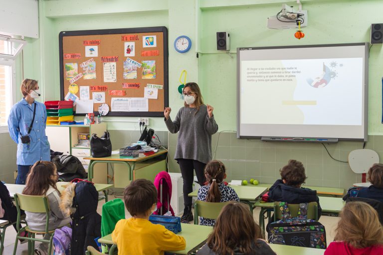 Nueva campaña para enseñar a los niños a protegerse del Covid