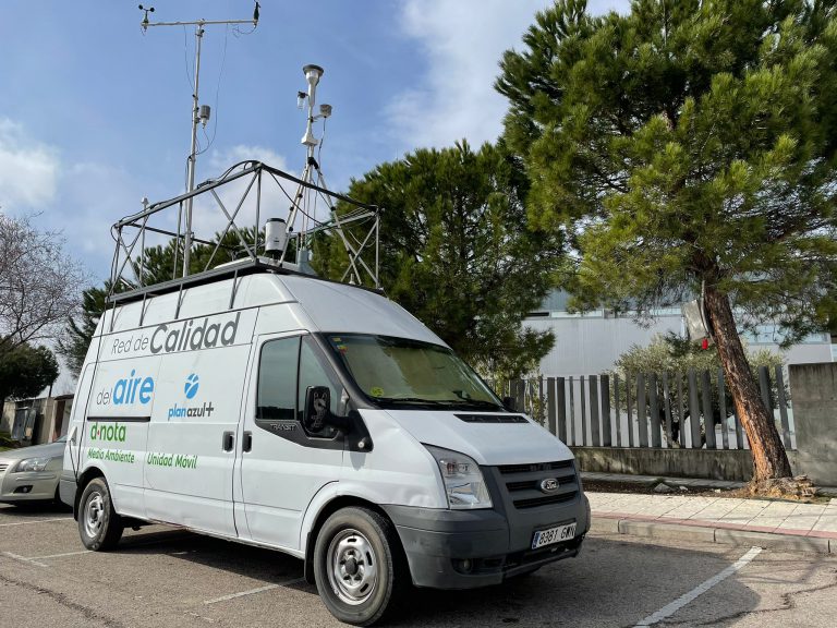 Una unidad móvil analiza la calidad del aire de Tres Cantos