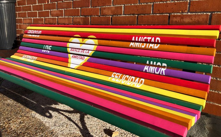 bancos de la amistad