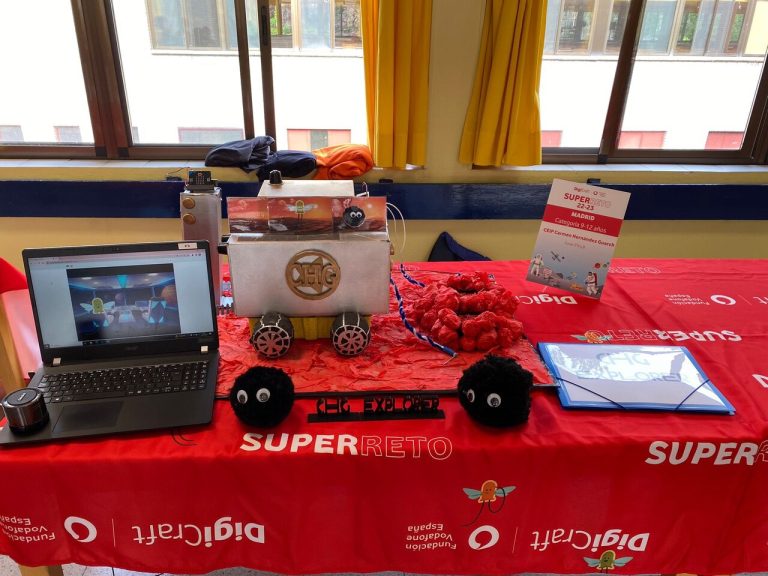 El CEIP Carmen Hernández Guarch, ganador de la Feria Digicraft en Madrid