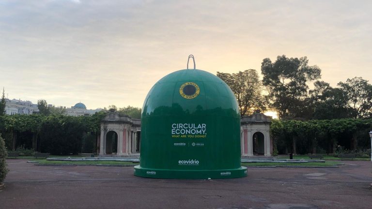 Recicla vidrio y disfruta del deporte: entradas gratuitas para asistir al ‘Madrid Premier Padel’