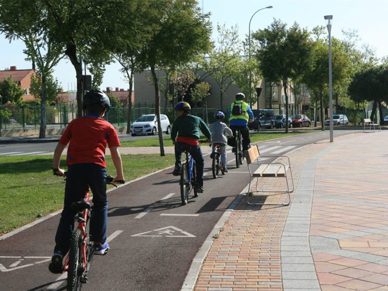 ‘Muévete por Tres Cantos’: siete rutas urbanas diferentes para desplazarse por la ciudad