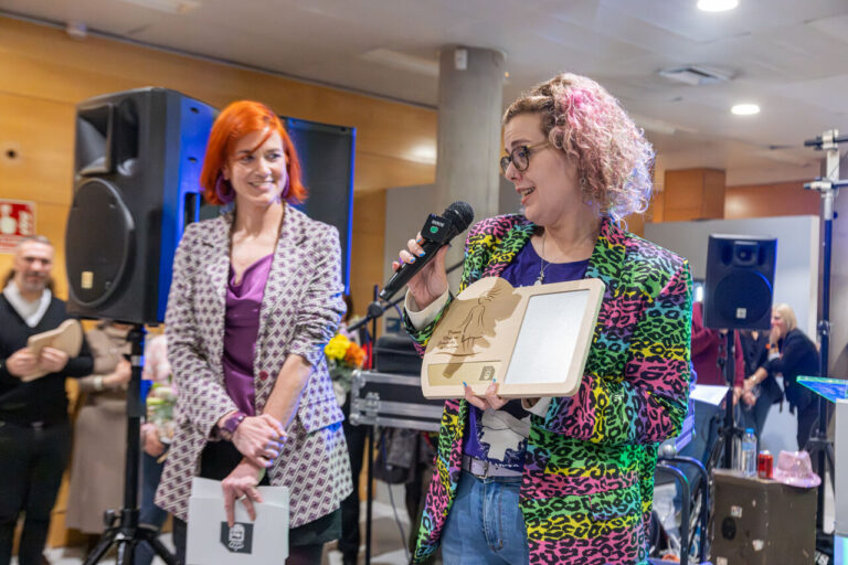 premios mujeres esenciales 2025